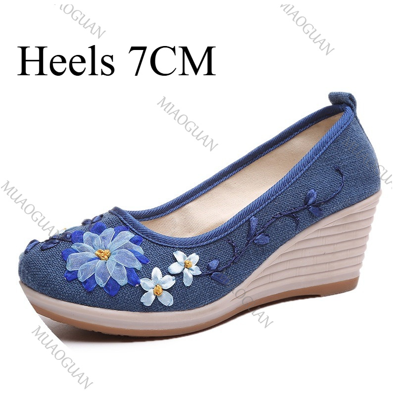 Chaussures compensées brodées  - Ethnic Fashion For Ladies avis et prix